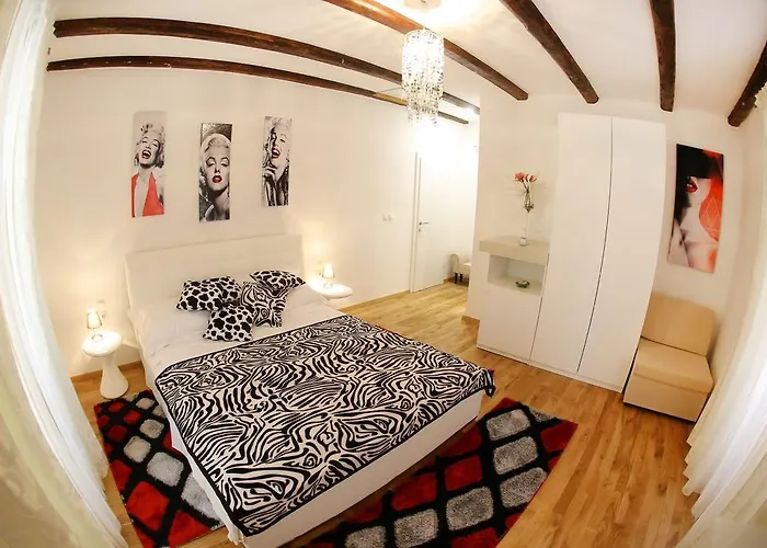 Affittacamere Square