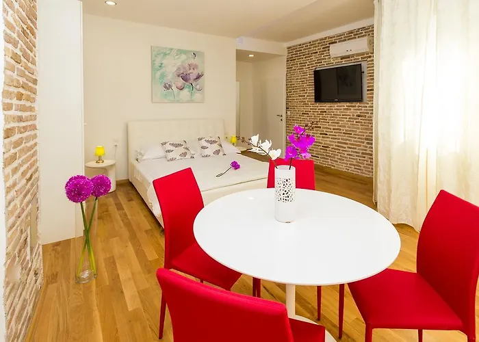 Guest house Square Zadar